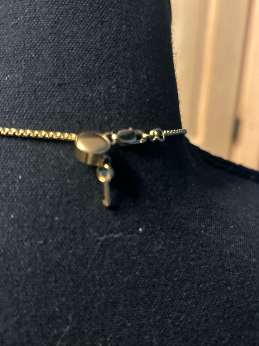 Michael Kors Rose Gold tone Padlock Pendant Chain Necklace - Picture 5 of 5